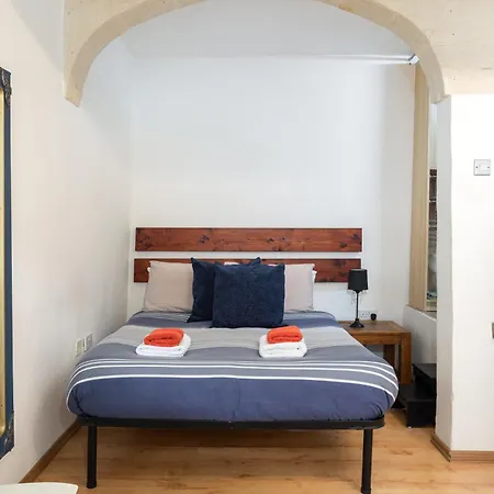 Traditional 1br Maltese Maisonette Near Grand Harbour Area شقة *
