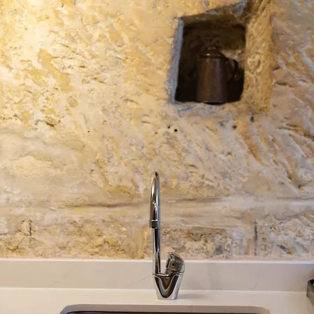 Traditional 1br Maltese Maisonette Near Grand Harbour Area شقة