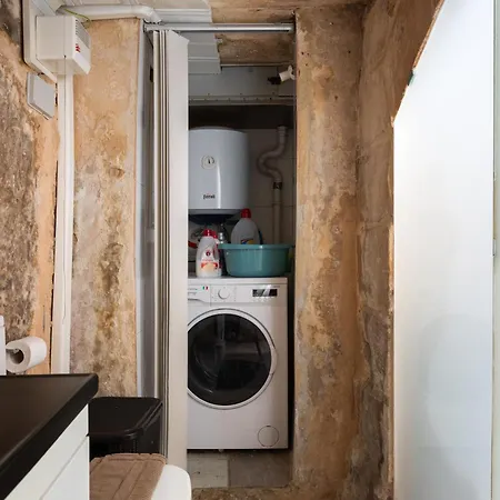 Traditional 1br Maltese Maisonette Near Grand Harbour Area شقة
